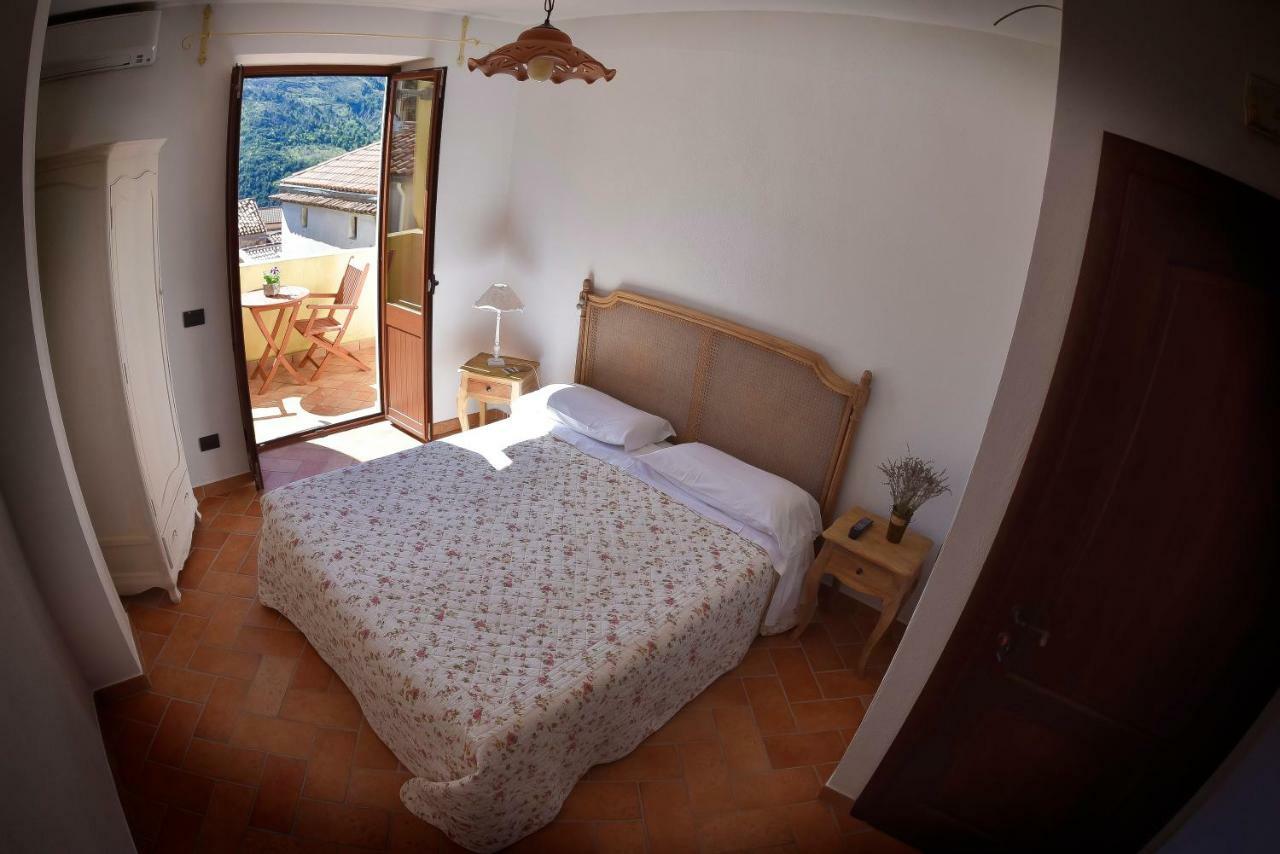 Il Giardino Di Julia B&B Tortora Eksteriør bilde